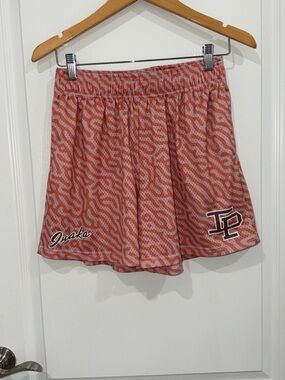 Inaka Power Mesh Shorts Size woman’s  large  Performance in Coral Wave Print